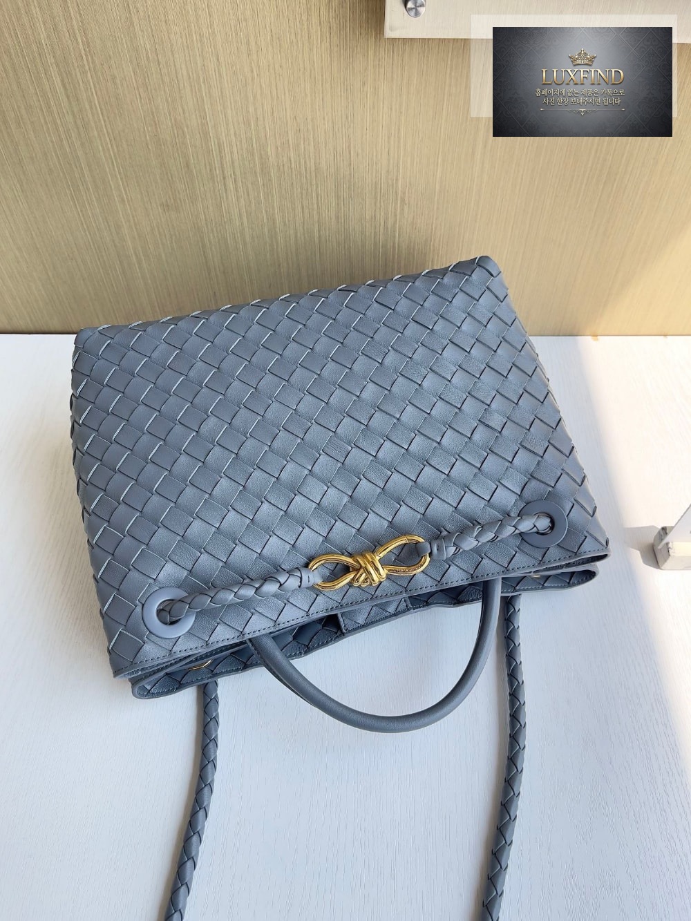 Bottega Veneta Andiamo Medium