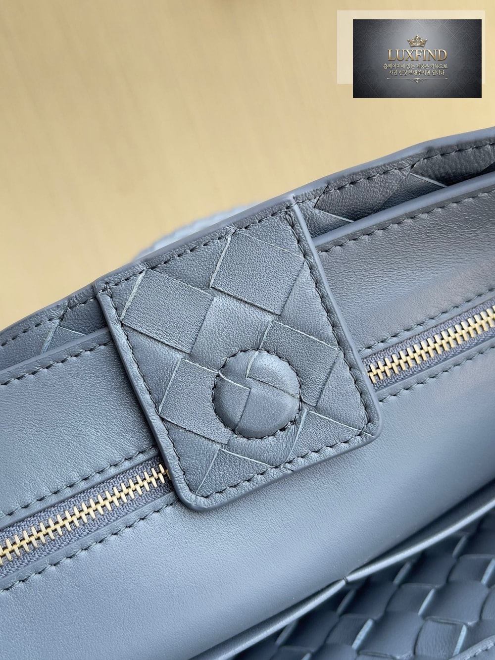 Bottega Veneta Andiamo Medium