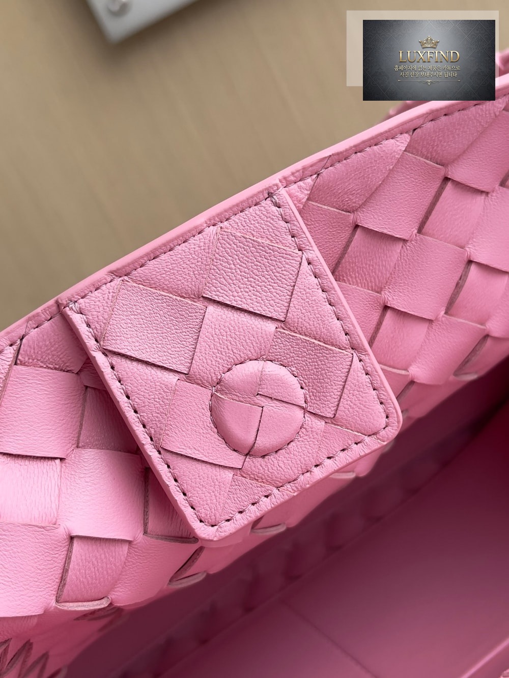 Bottega Veneta Andiamo Medium