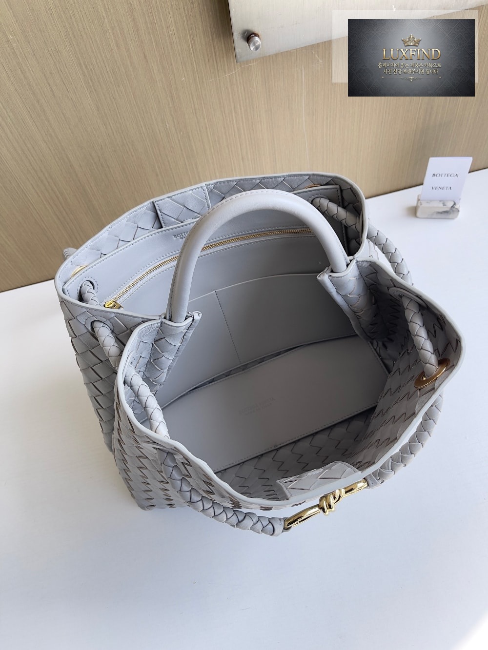 Bottega Veneta Andiamo Medium