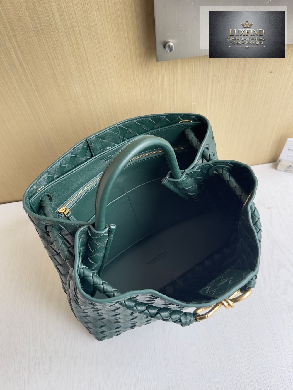 Bottega Veneta Andiamo Medium