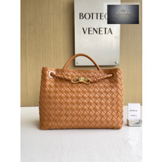 Bottega Veneta Andiamo Medium