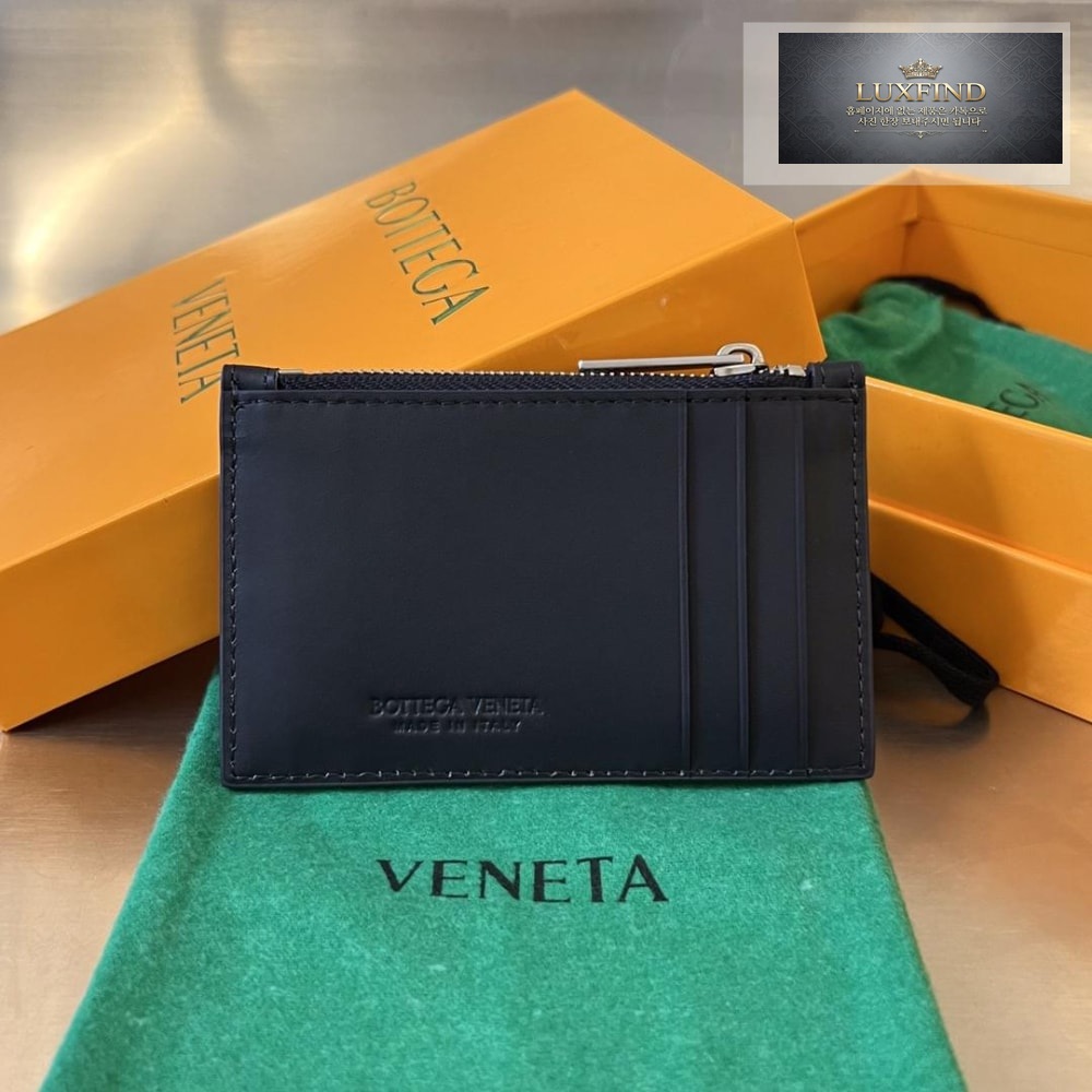 Bottega Veneta Zipped Card Case