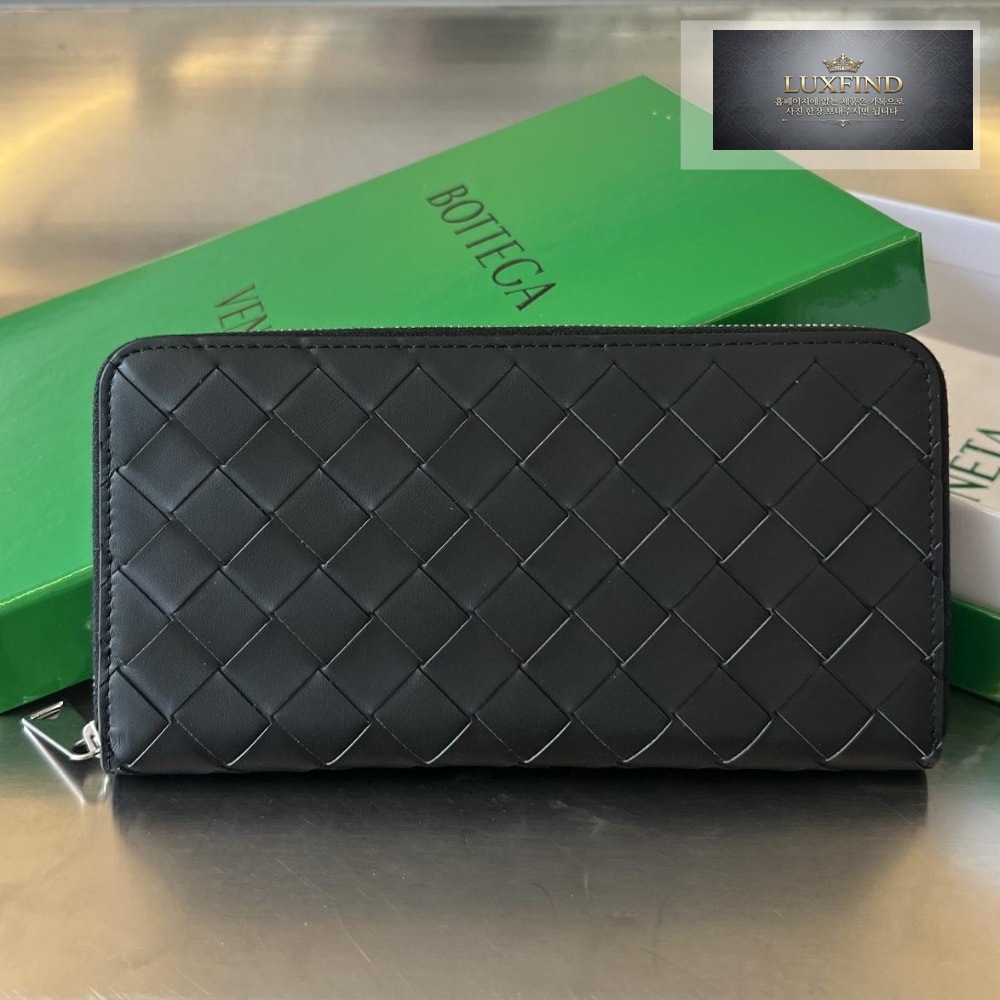 Bottega Veneta Intrecciato Vertical Zippy