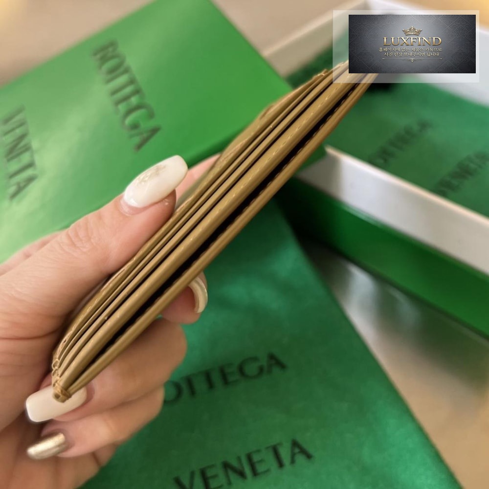 Bottega Veneta Intrecciato Credit Card Case