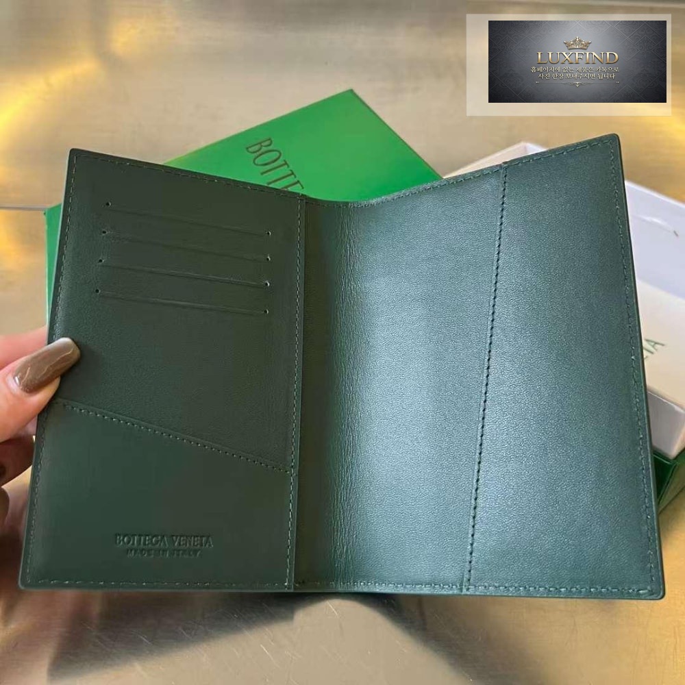 Bottega Veneta Cassette Passport Case