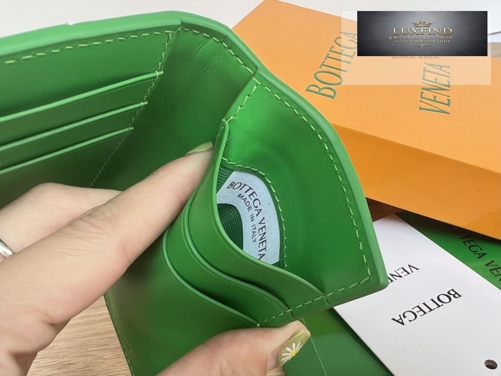 Bottega Veneta Cassete Flap Card Case