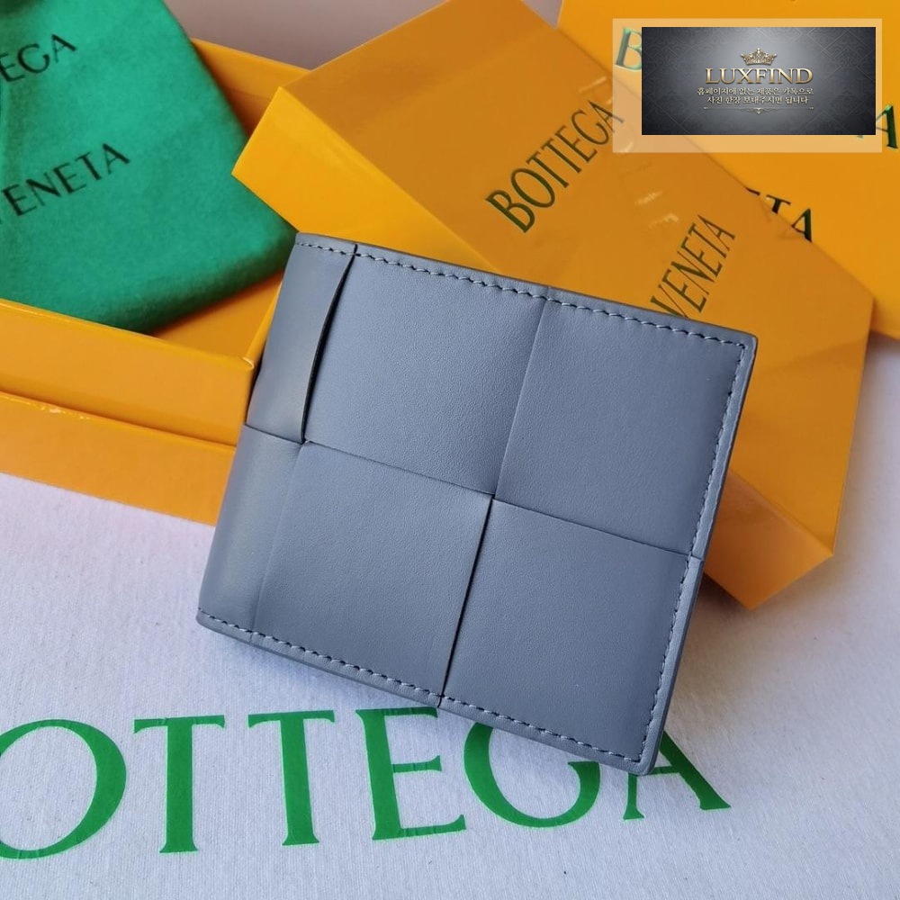 Bottega Veneta Casset Bi Fold Wallet