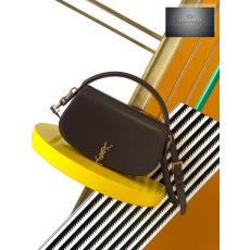 Saint Laurent Voltaire