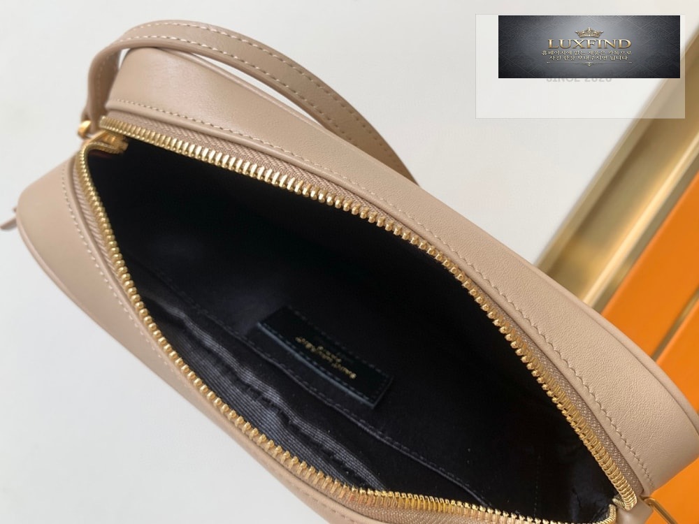 Saint Laurent Lou Camera Bag In Quilted Leather