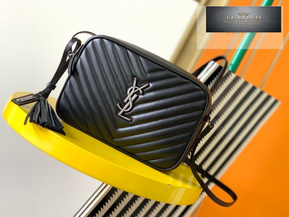 Saint Laurent Lou Camera Bag In Quilted Leather