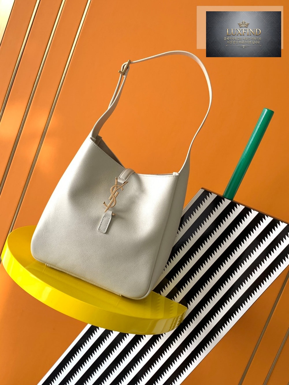 Saint Laurent Le 5 À 7 Supple Small In Grained Leather