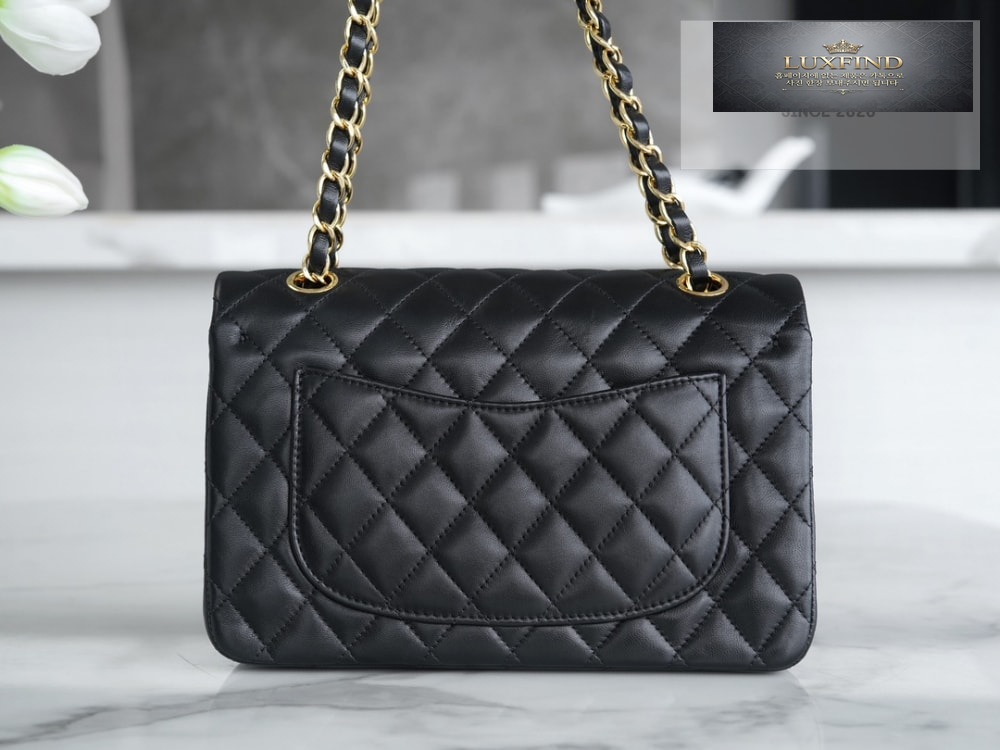Chanel Classic Small Lam