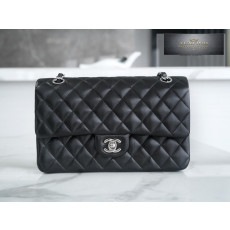 Chanel Classic Medium Lam