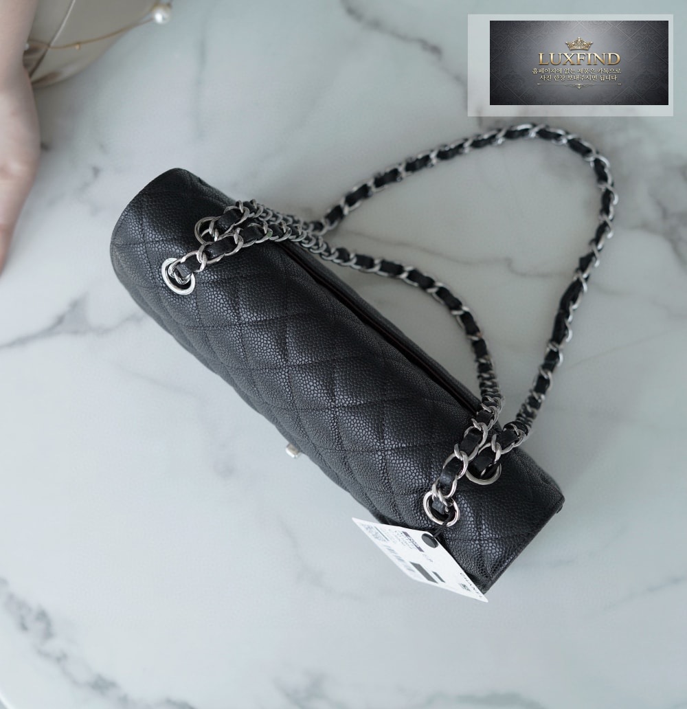 Chanel Classic Medium Caviar