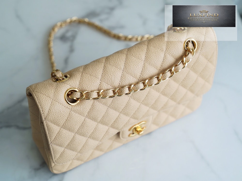 Chanel Classic Medium Caviar