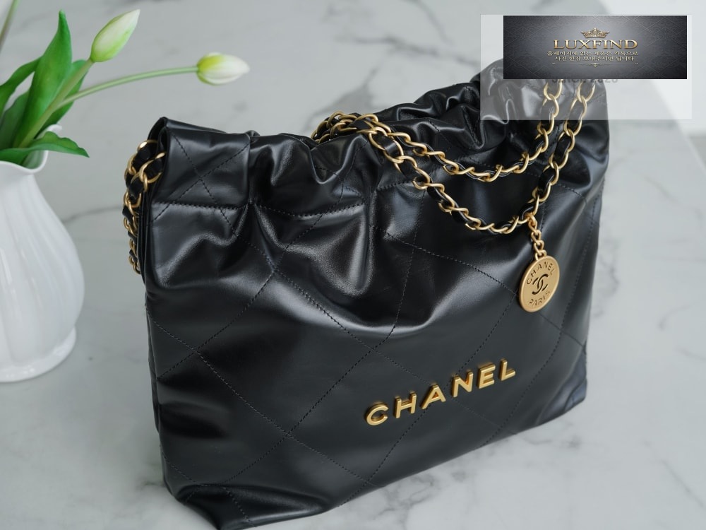 Chanel 22 Small