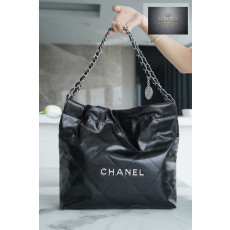 Chanel 22 Small