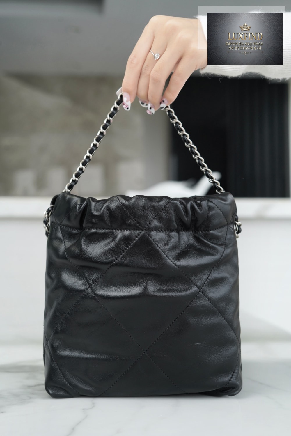 Chanel 22 Mini