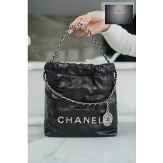 Chanel 22 Mini