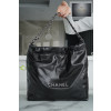 Chanel 22 Medium