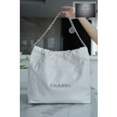 Chanel 22 Medium