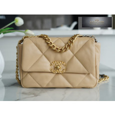 Chanel 19 Medium