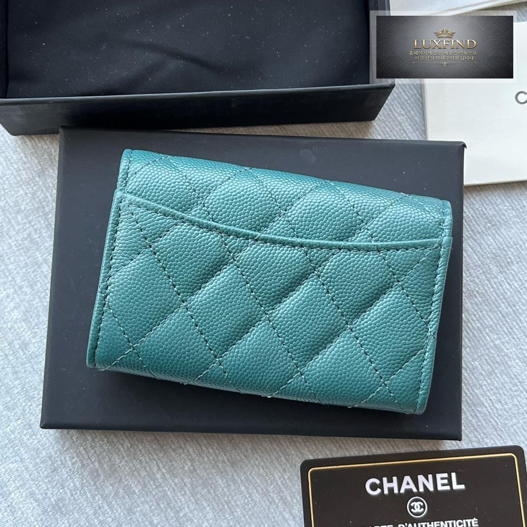 Chanel AP0214