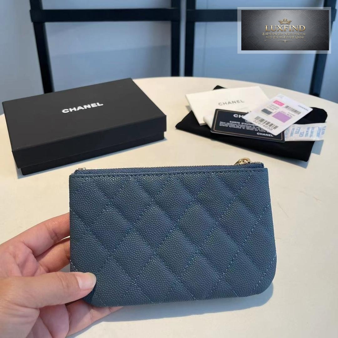 Chanel A82365