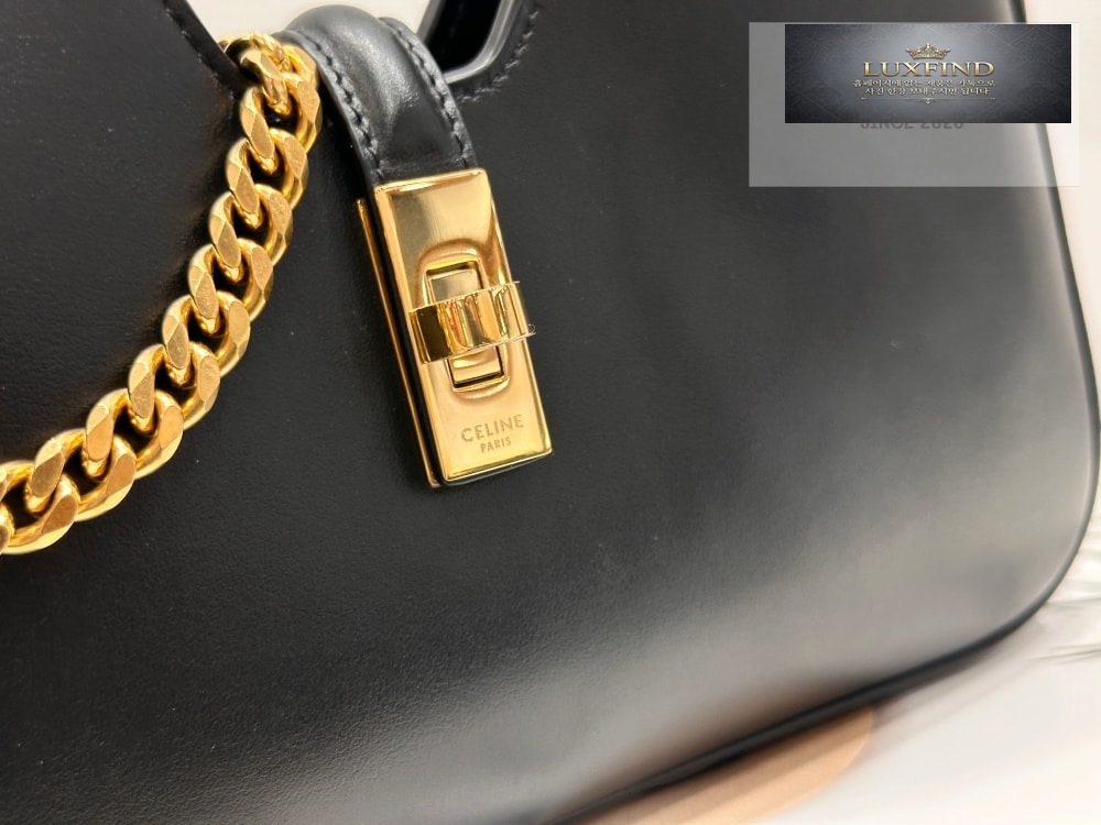 Celine Shoulder Camille 16 Soft