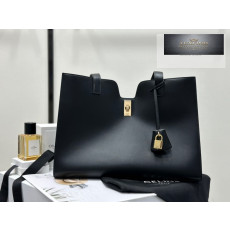 Celine Cabas 16 Soft In Smooth Calfskin