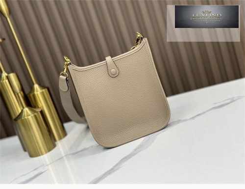 에르메스 미니 에블린 16 Mini Evelyne 16