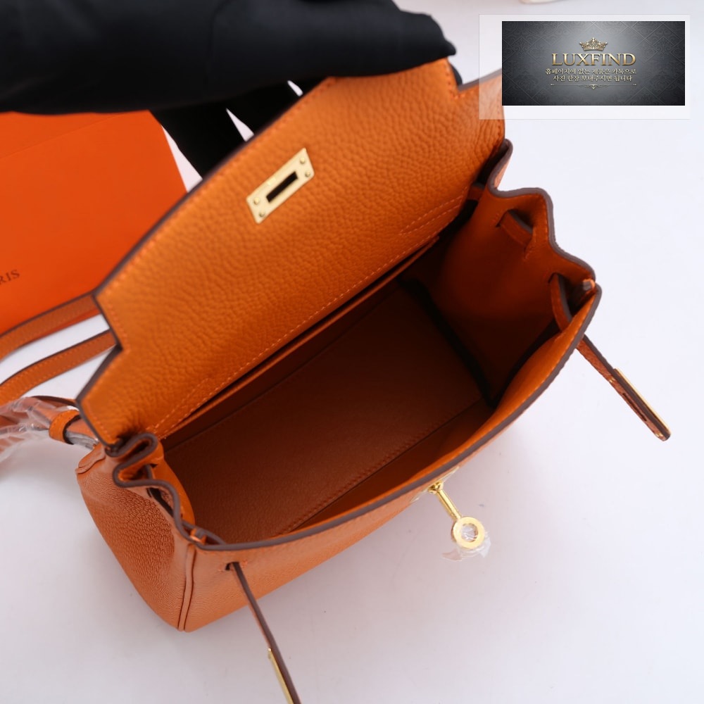 Hermes Kelly Ado 22