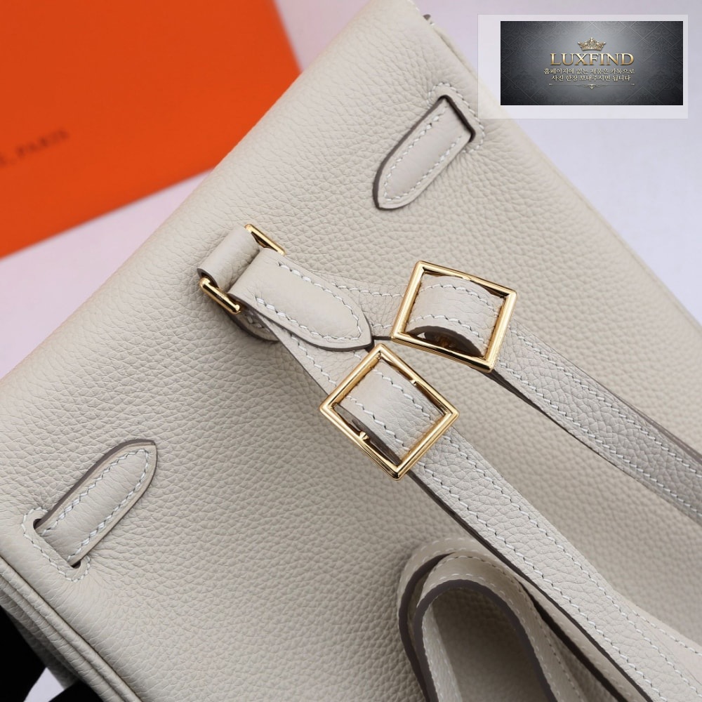 Hermes Kelly Ado 22