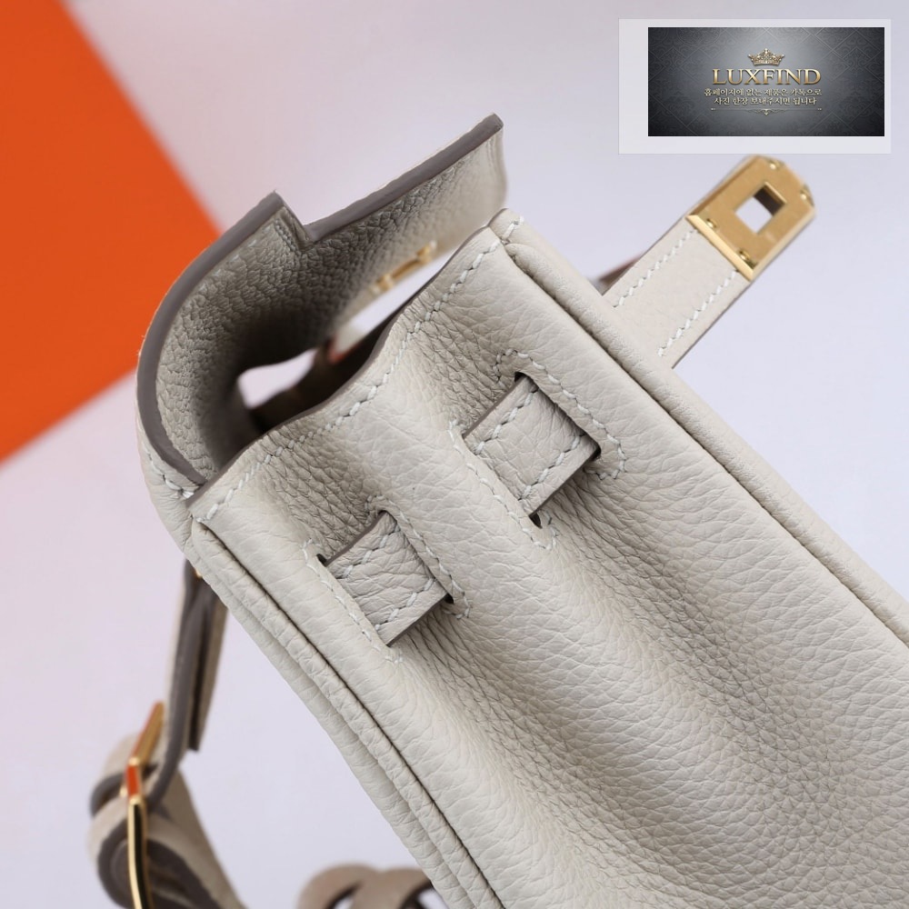 Hermes Kelly Ado 22