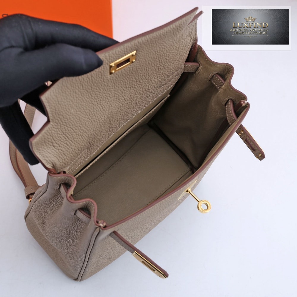 Hermes Kelly Ado 22