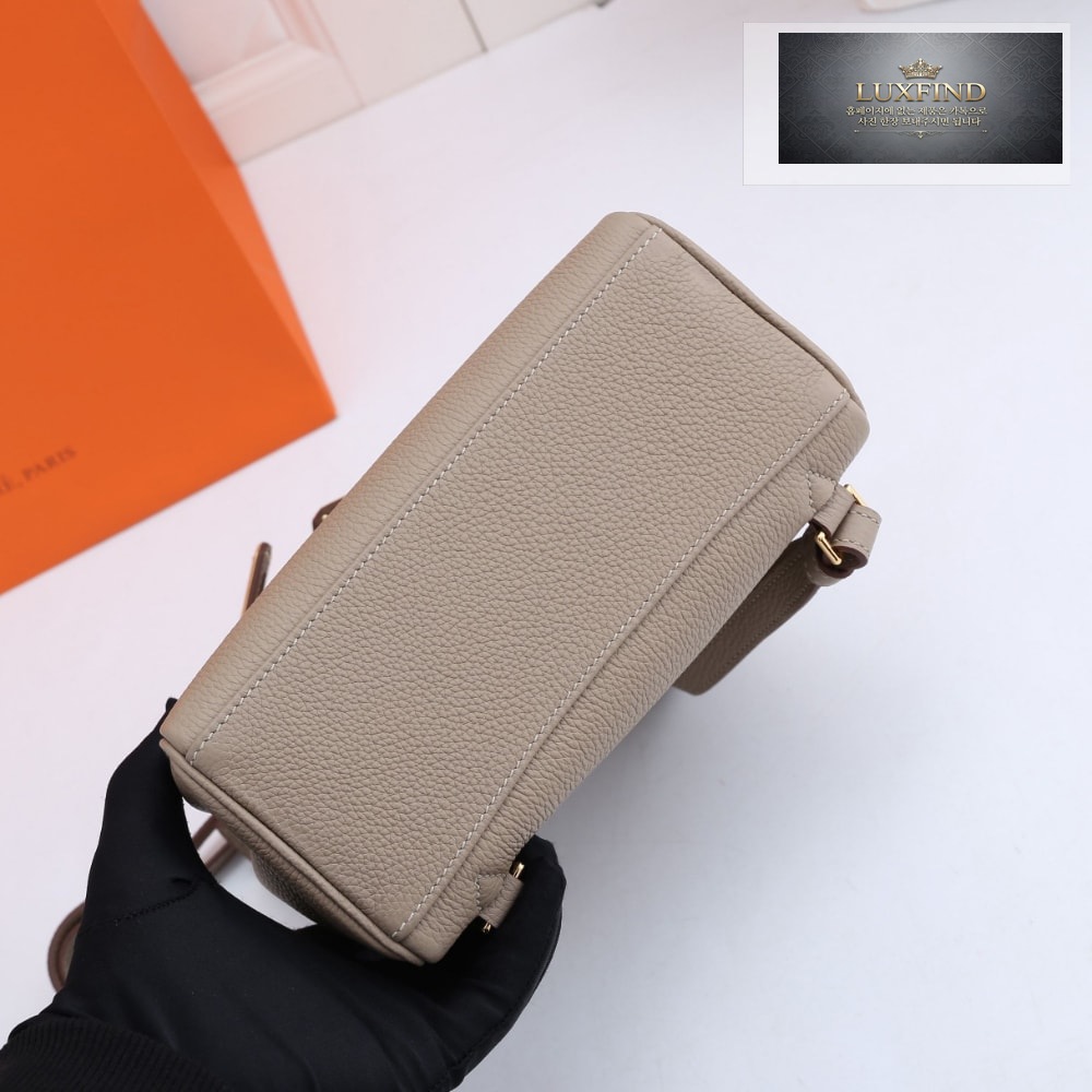 Hermes Kelly Ado 22