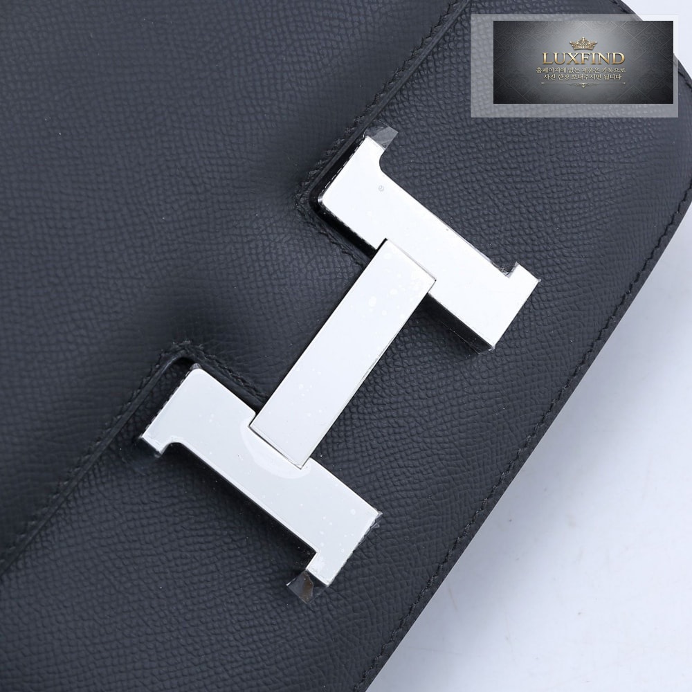Hermes Constance 24