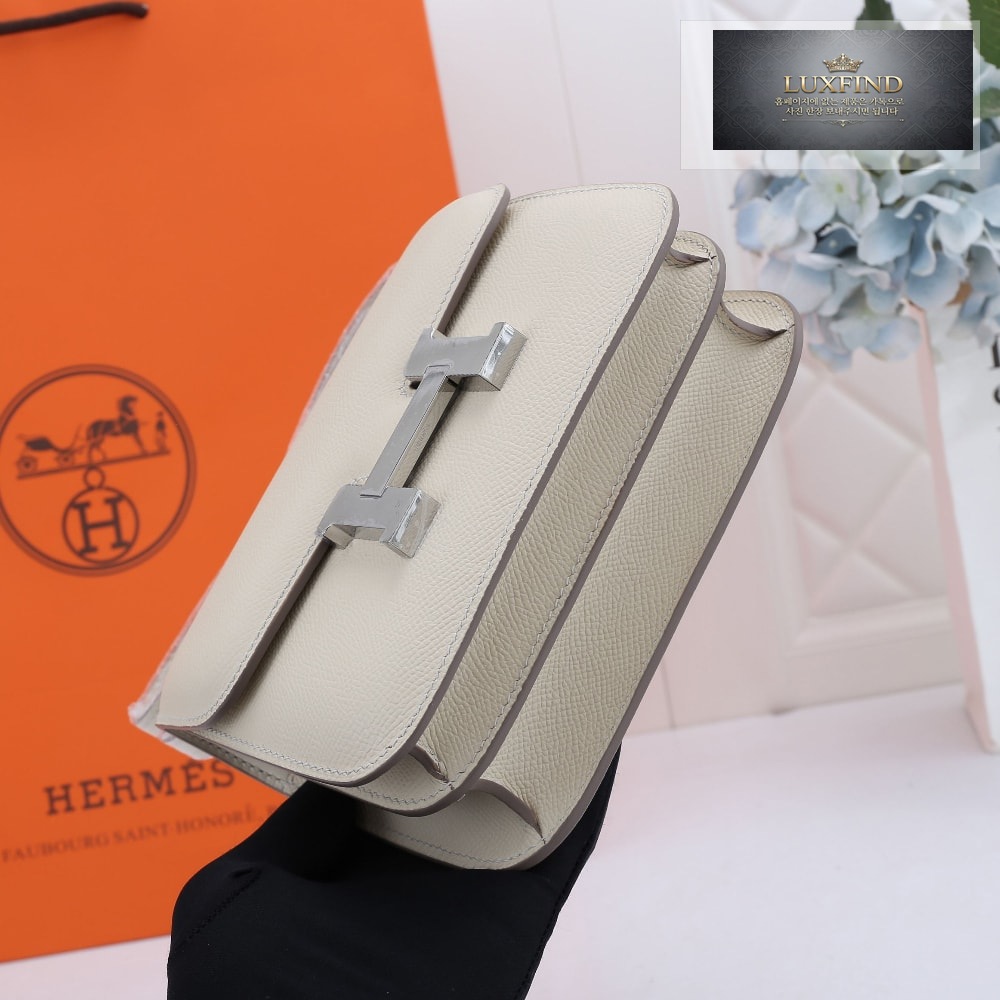 Hermes Constance 24