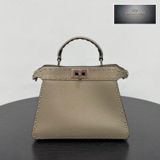 펜디 스몰 피카부 아이씨 유